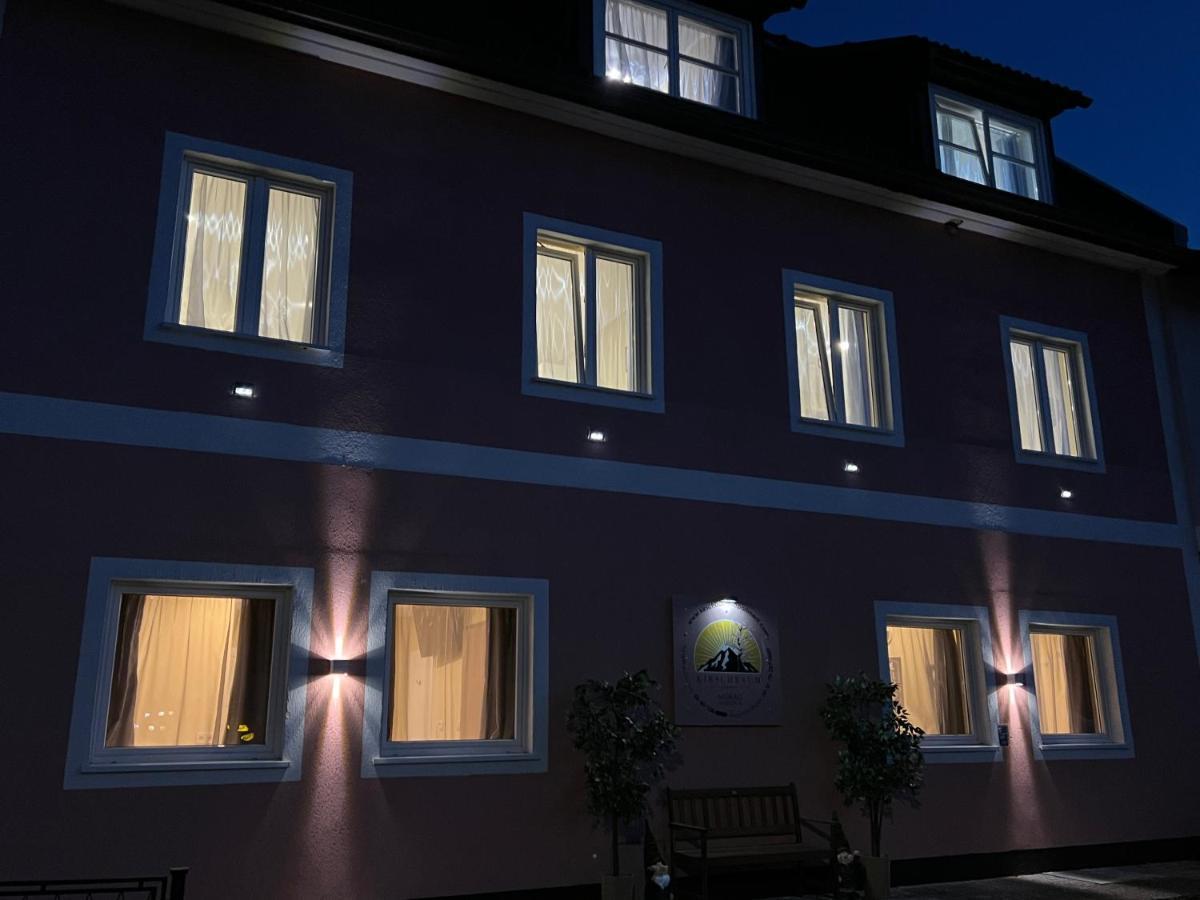 Kirschbaum Apartment