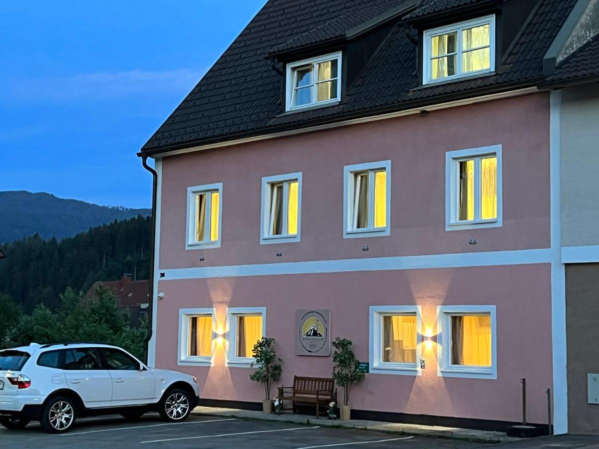 Kirschbaum Murau